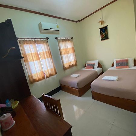 A Tee Guesthouse Luang Prabang Eksteriør billede