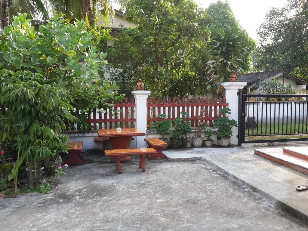 A Tee Guesthouse Luang Prabang Eksteriør billede